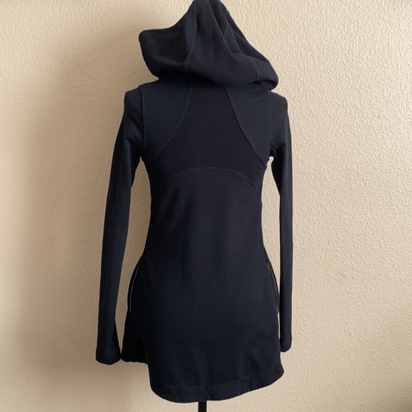 Lululemon jacket - Picture 12 of 14